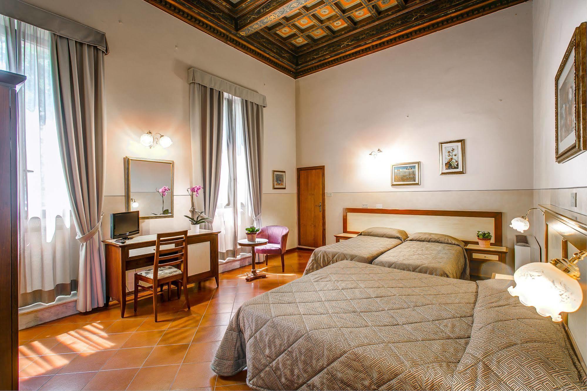 Hotel Arno Bellariva Флоренция Экстерьер фото
